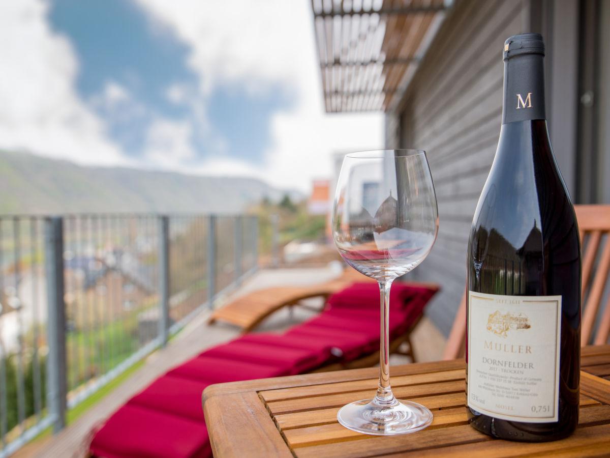 Foto: Balkon mit Weitblick