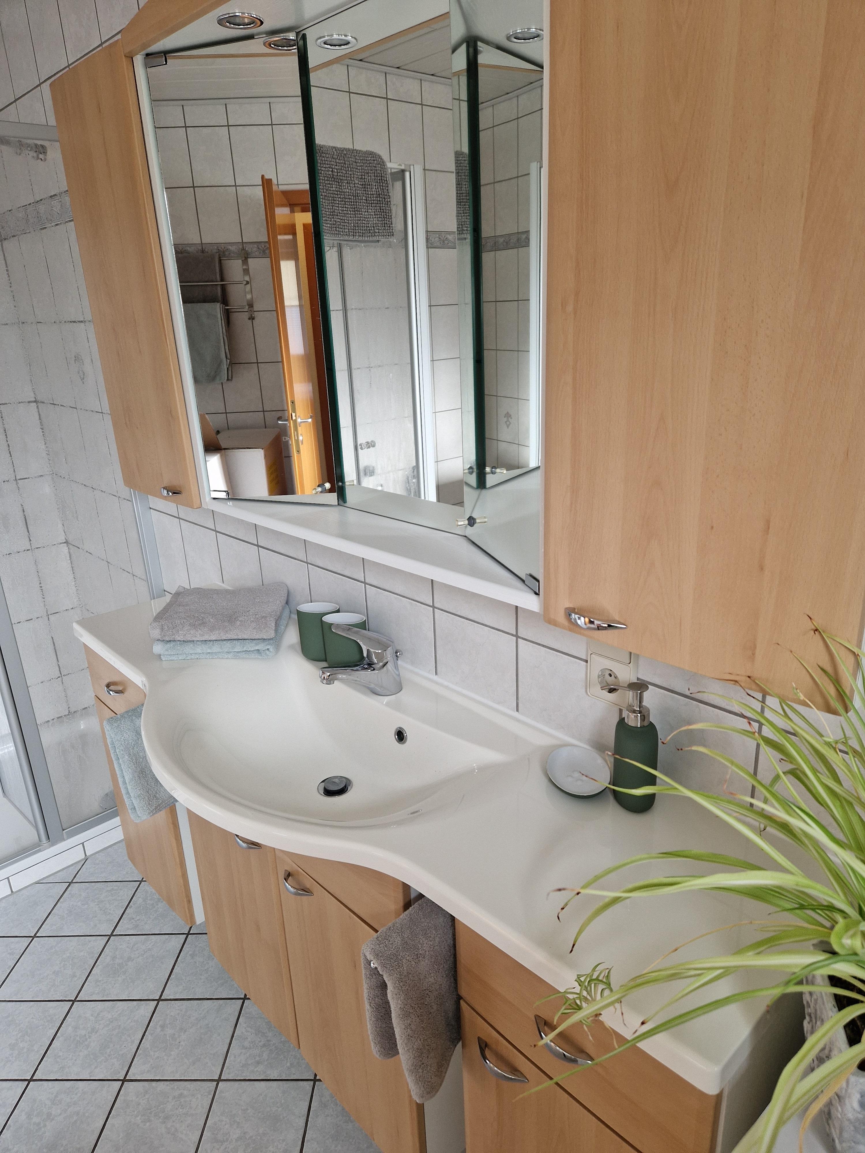 Foto: Badezimmer-Waschbecken
