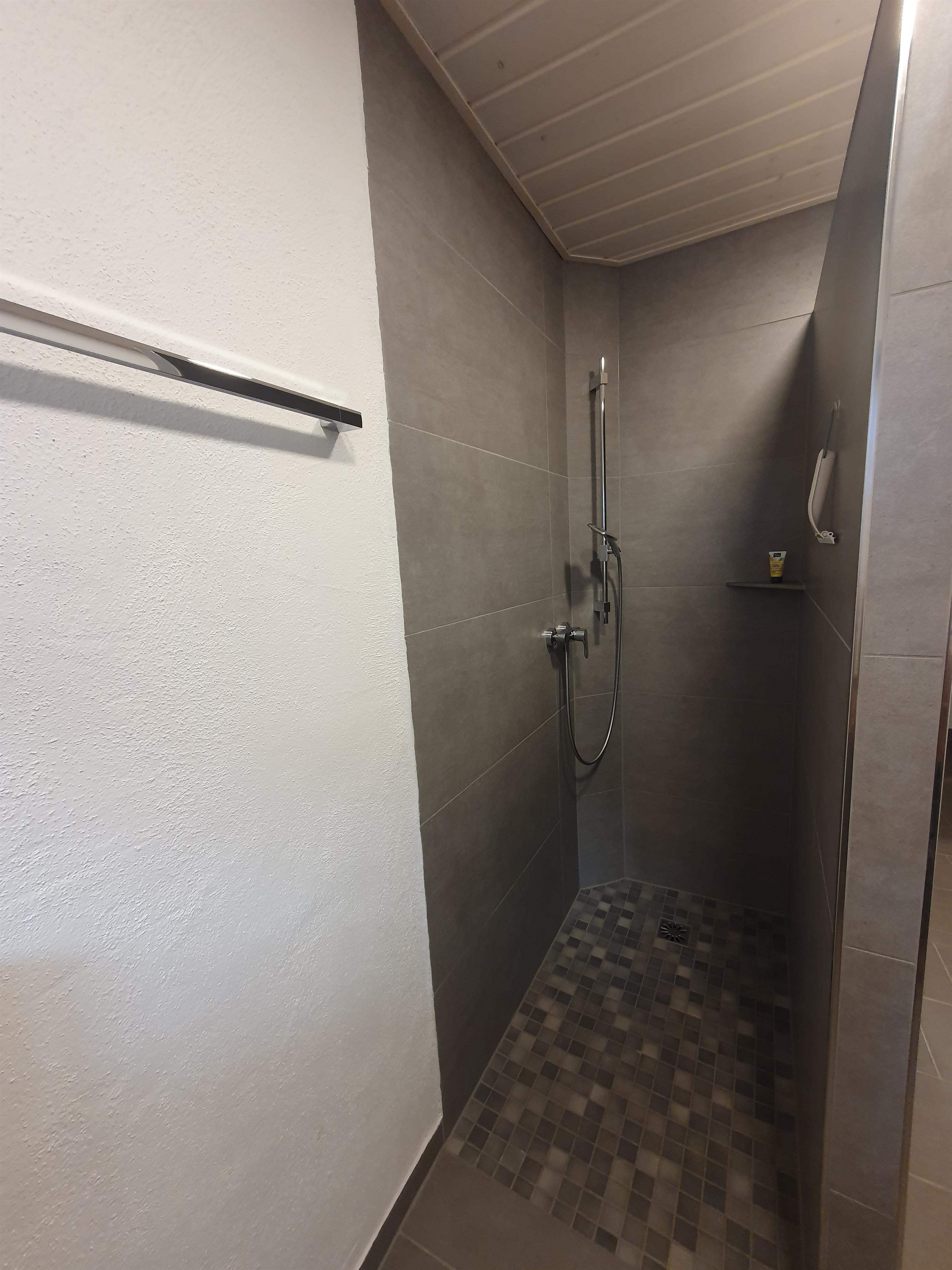 Foto: "Lay" ebenerdige Dusche