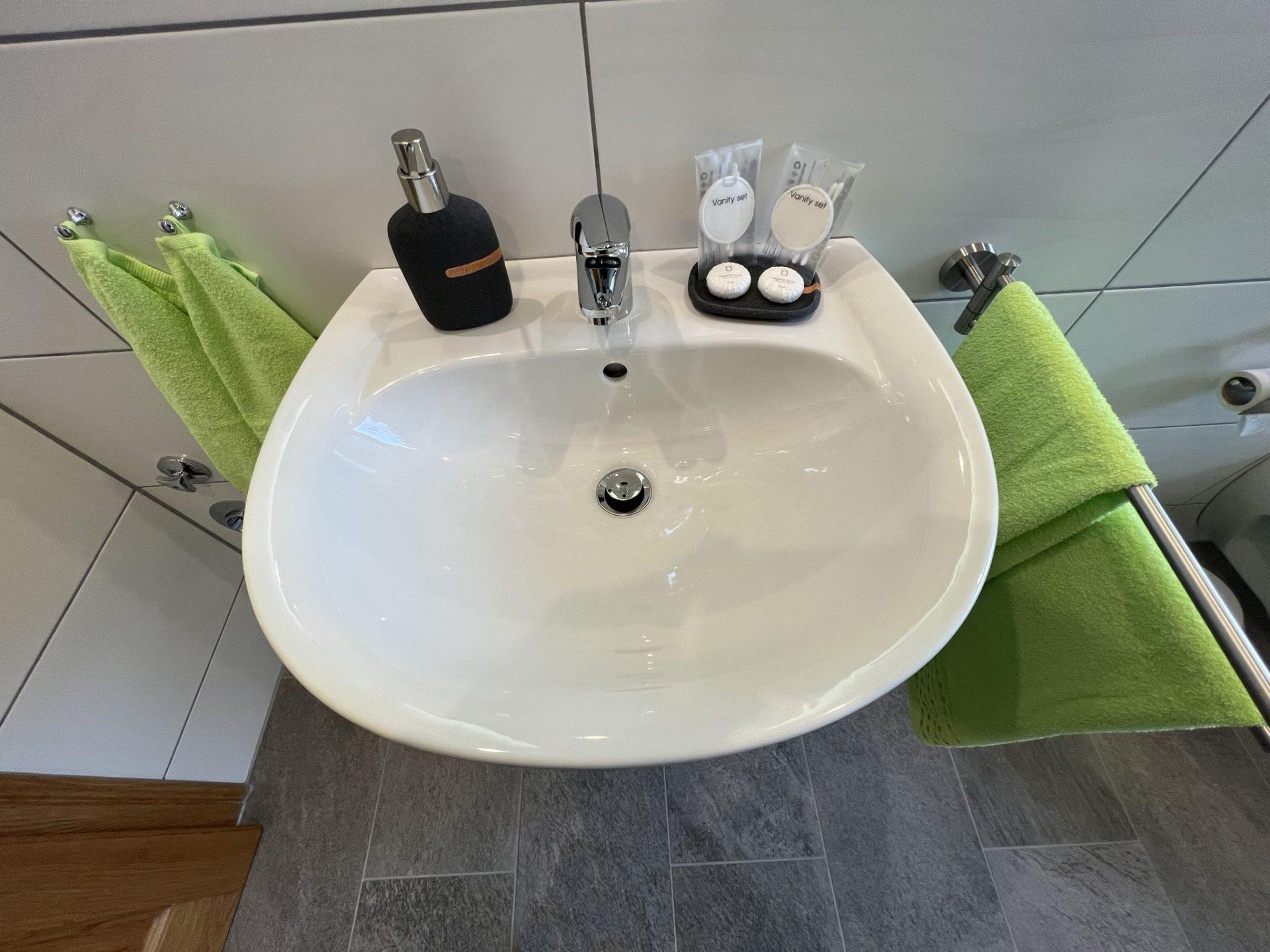 Foto: Badezimmer_Waschbecken