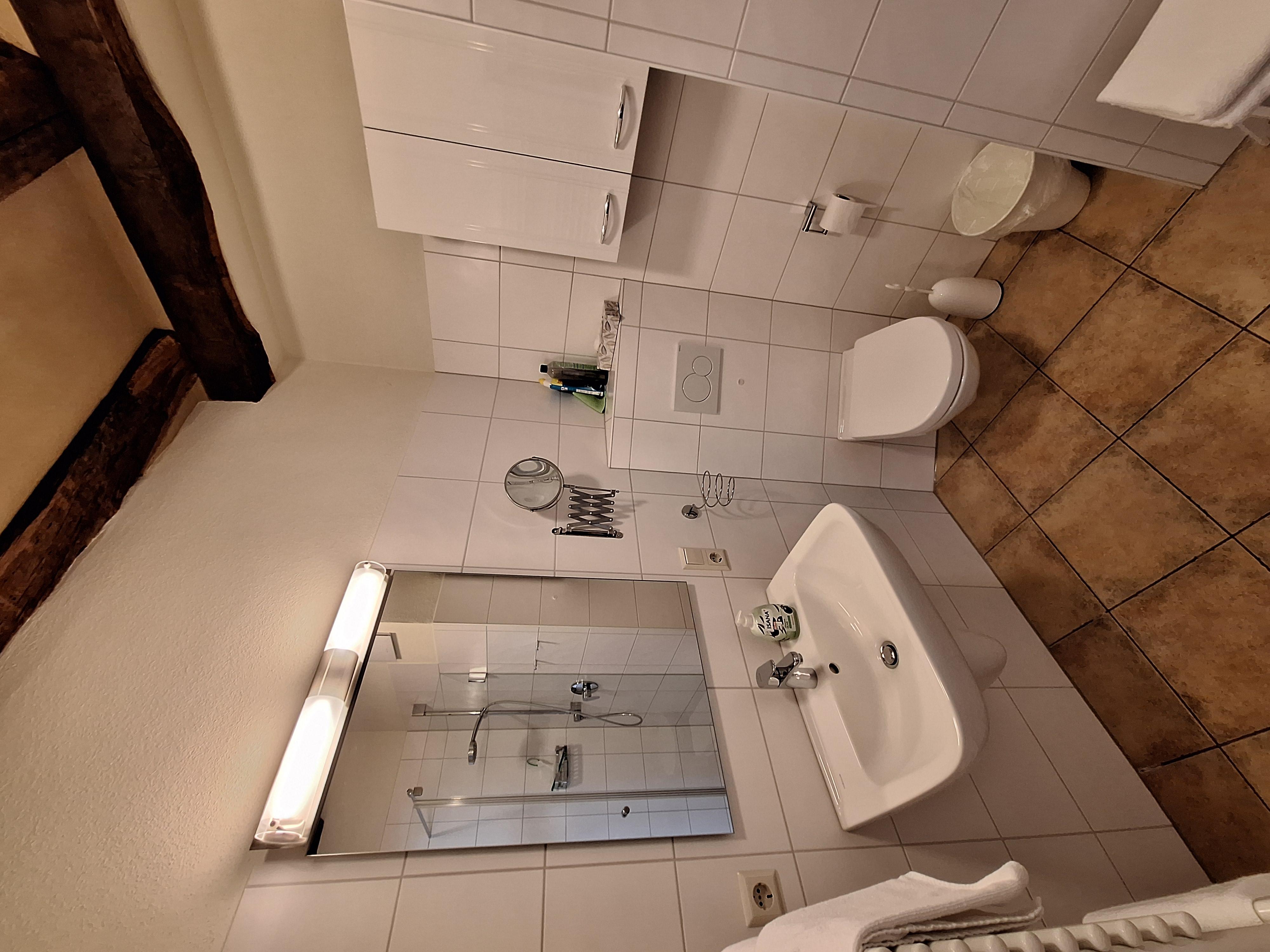 Foto: Fewo Bergblick_Badezimmer
