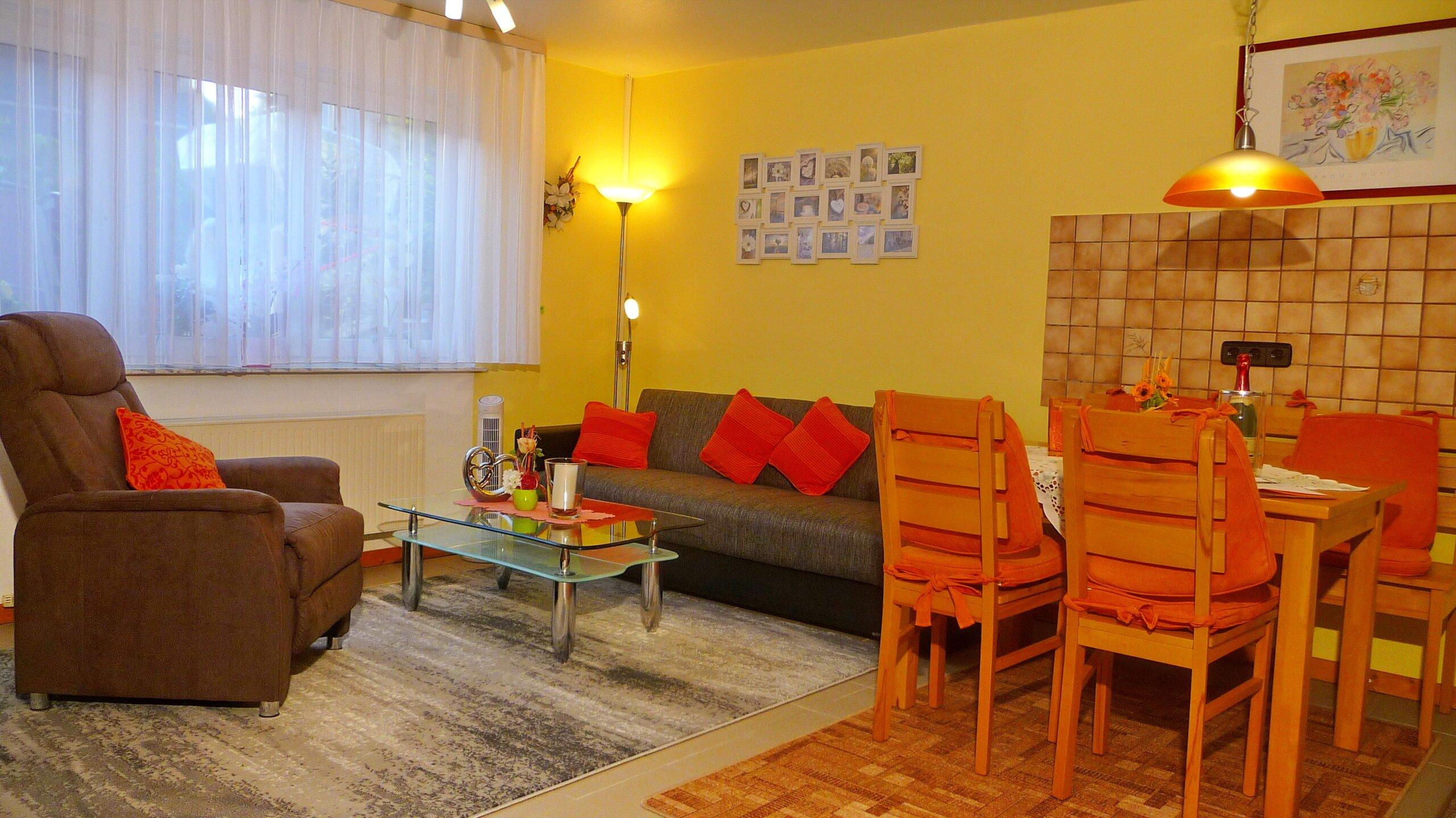 Foto: Wohnraum & Essplatz