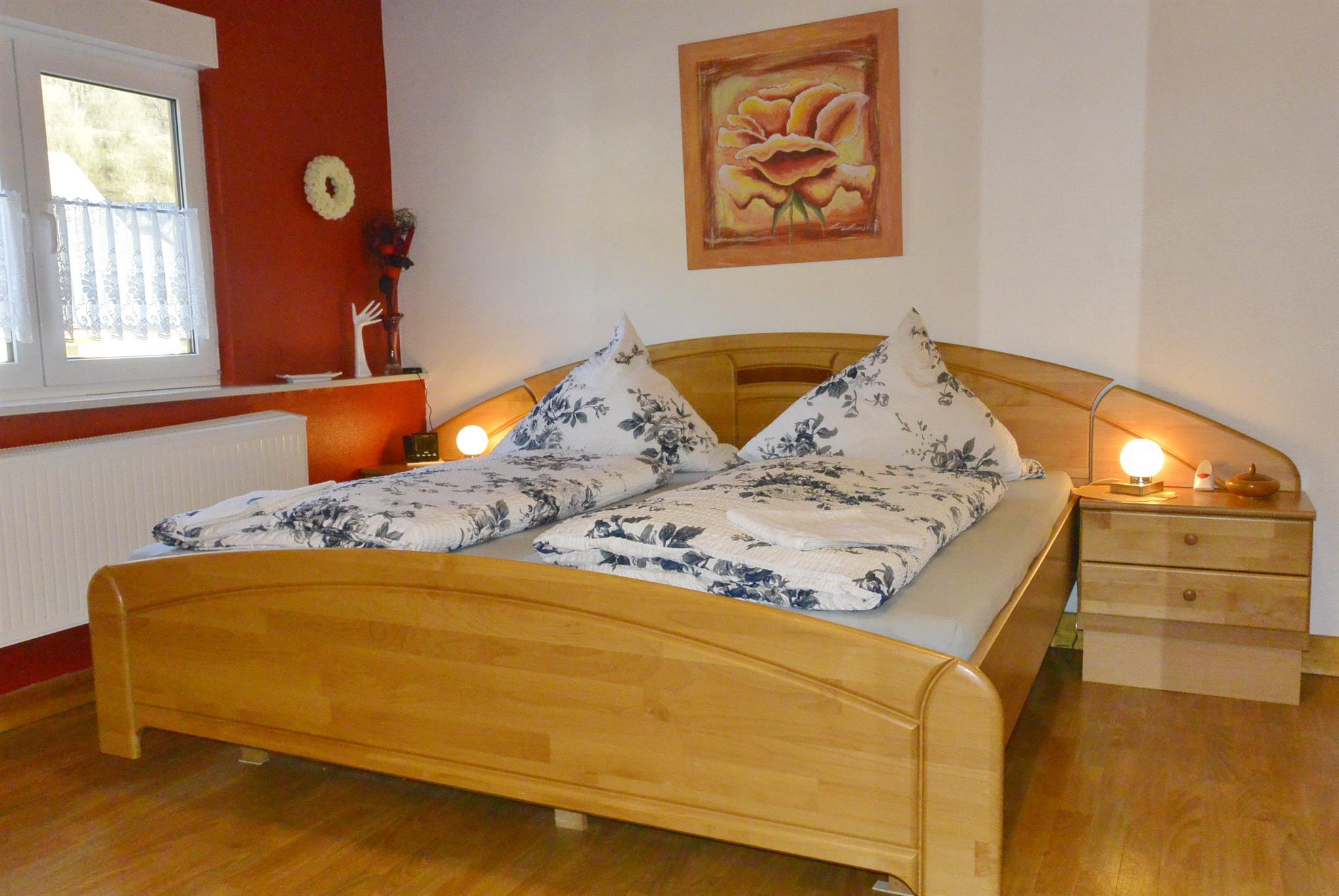 Foto: Doppelschlafzimmer (1).