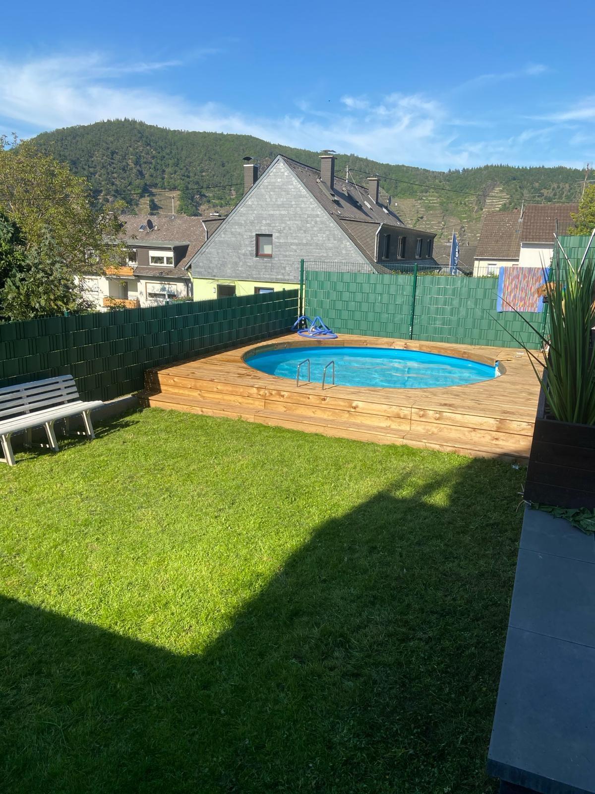Foto: Pool zur Benutzung in den Sommermonaten