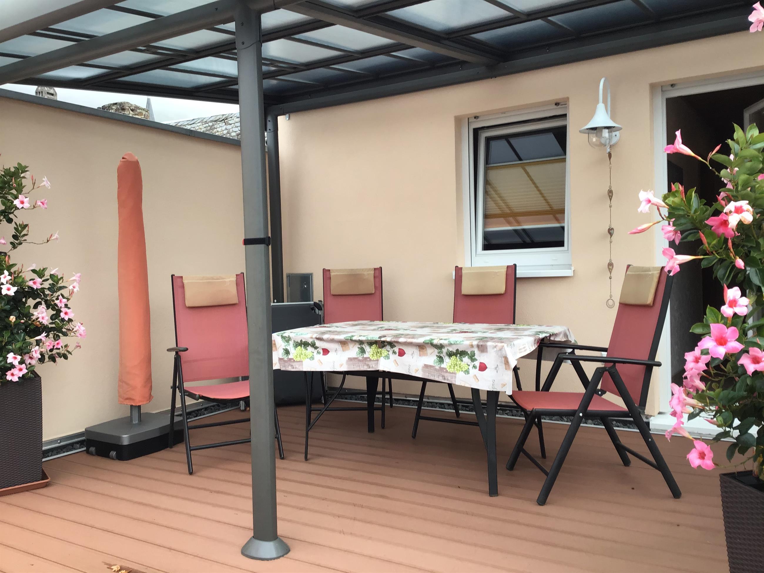 Foto: Fewo Dachterrasse mit Blick über Alken